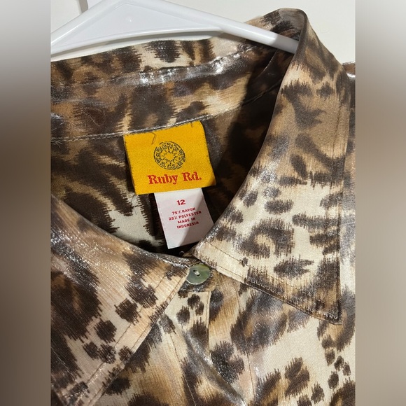 Ruby Rd. Womens Brown Leopard Print Roll Tab Sleeves Button Front Shirt Size 12 - Picture 10 of 10